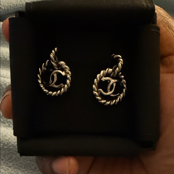 CHANEL Silver Rope Design Earrings - Picture 1 of 5
